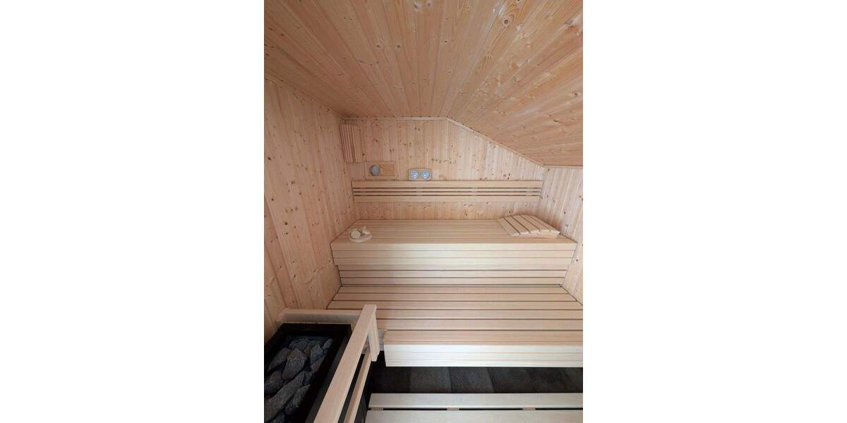 Doppelhaushälfte Leonberg Eltingen - 6 Zimmer, 188 m&sup2;, 849.000&euro; | Angebot:25760409