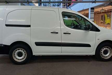 Peugeot Partner 25.500 km 10.600 &euro; Esslingen am Neckar 73733