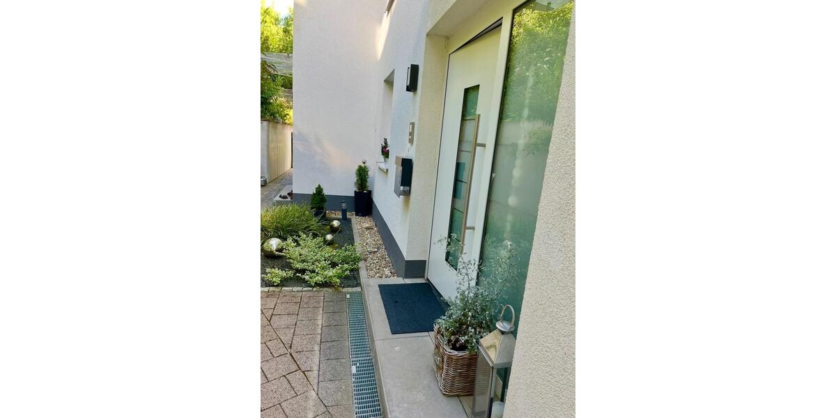 Reihenhaus Großbottwar - 5 Zimmer, 134 m&sup2;, 650.000&euro; | Angebot:25398133