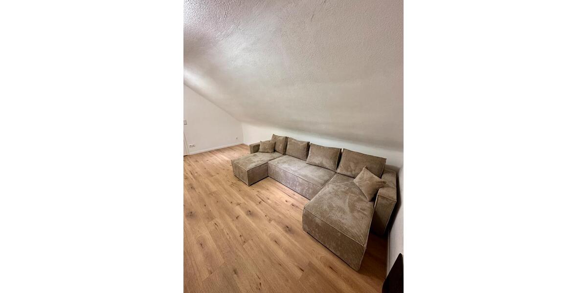 Dachgeschoßwohnung Remseck am Neckar - 2 Zimmer, 50 m&sup2;, 800&euro; | Angebot:26448116