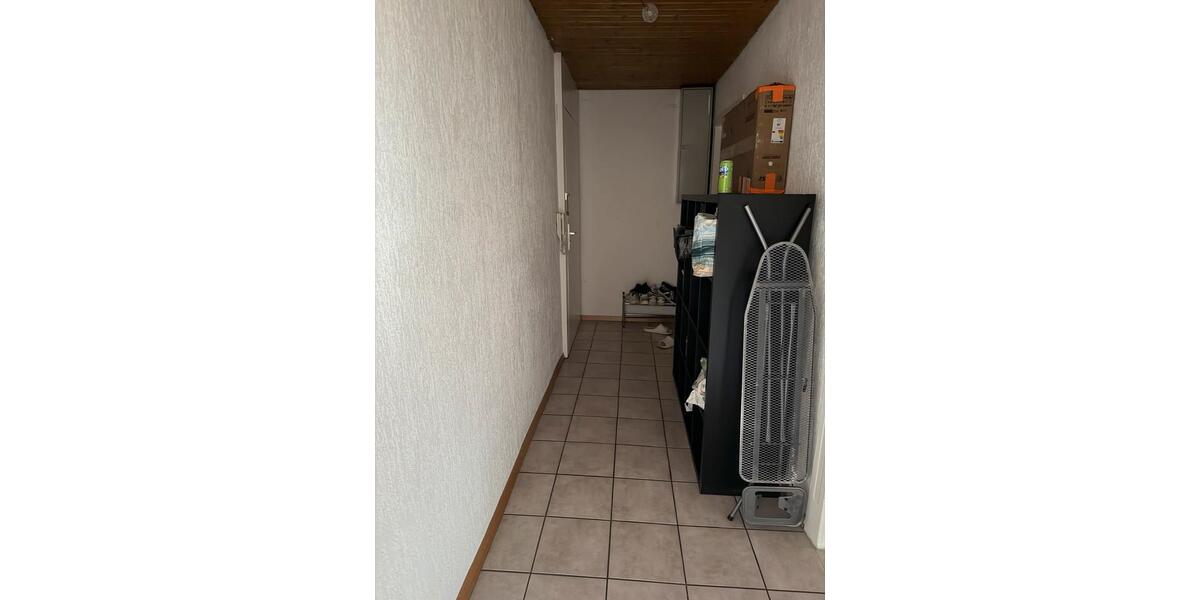 Etagenwohnung Stuttgart Bad Cannstatt - 3 Zimmer, 90 m&sup2;, 1.400&euro; | Angebot:25483480