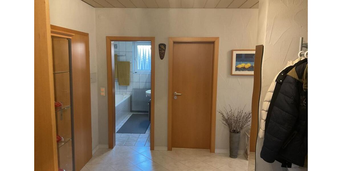 Etagenwohnung Altbach - 4 Zimmer, 94 m&sup2;, 399.000&euro; | Angebot:24952200