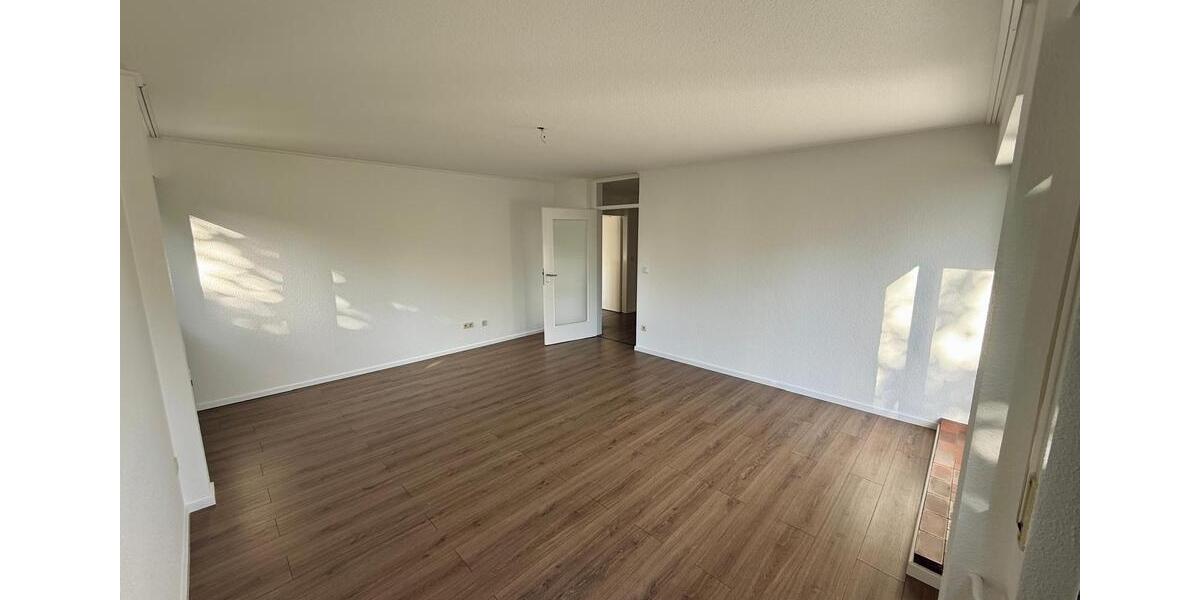 Etagenwohnung Fellbach Oeffingen - 3 Zimmer, 86 m&sup2;, 1.500&euro; | Angebot:27576311