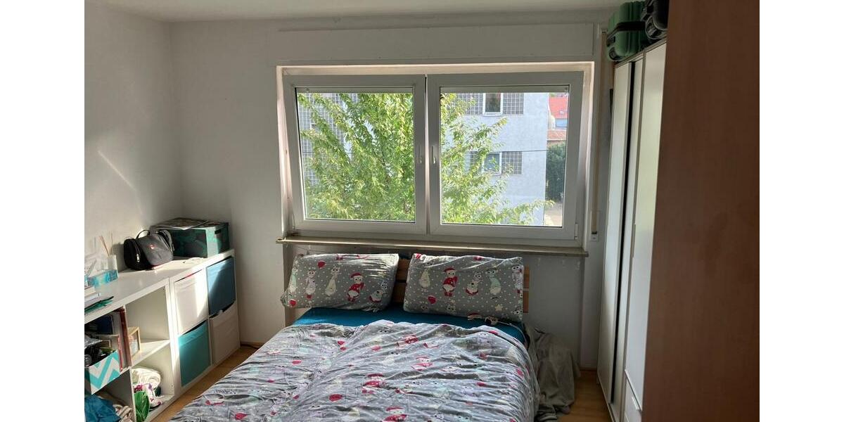 Etagenwohnung Stuttgart Bad Cannstatt - 2 Zimmer, 48 m&sup2;, 240.000&euro; | Angebot:25381079