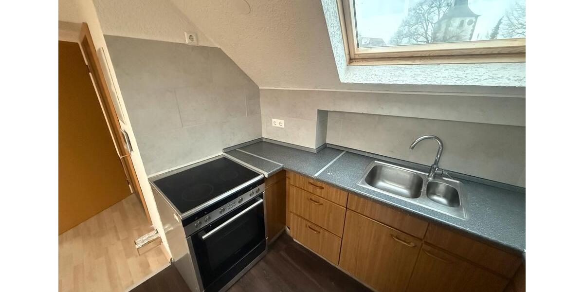 Dachgeschoßwohnung Illingen - 2 Zimmer, 70 m&sup2;, 600&euro; | Angebot:25612118