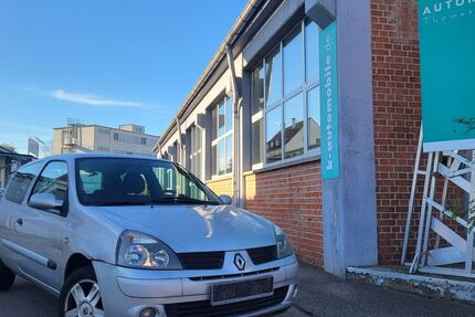 Renault Clio 155.000 km 750 &euro; Stuttgart 70372
