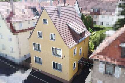 Haus Fellbach - 10 Zimmer, 128 m&sup2;, 535.000&euro; | Angebot:26880012