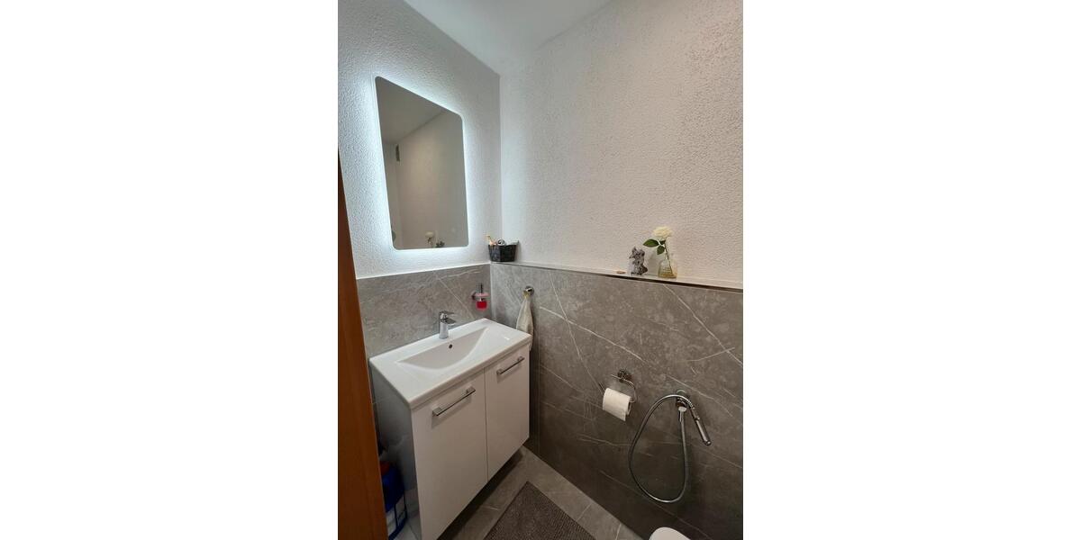 Mehrfamilienhaus, Wohnhaus Bietigheim-Bissingen Bissingen - 3.5 Zimmer, 87 m&sup2;, 292.000&euro; | Angebot:26980290