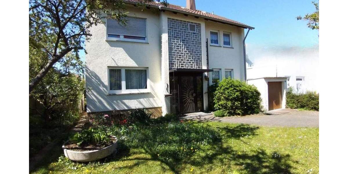 Mehrfamilienhaus, Wohnhaus Waiblingen Hohenacker Hohenacker - 9 Zimmer, 153 m&sup2;, 680.000&euro; | Angebot:25744278