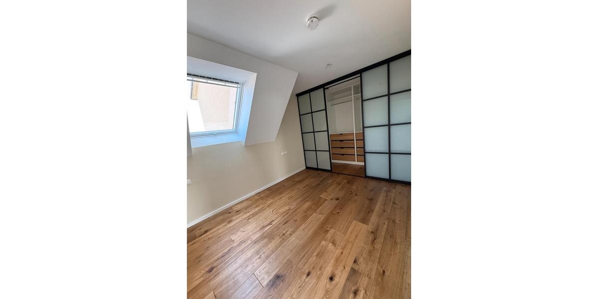 Etagenwohnung Lauffen am Neckar - 4.5 Zimmer, 110 m&sup2;, 570.000&euro; | Angebot:27533769