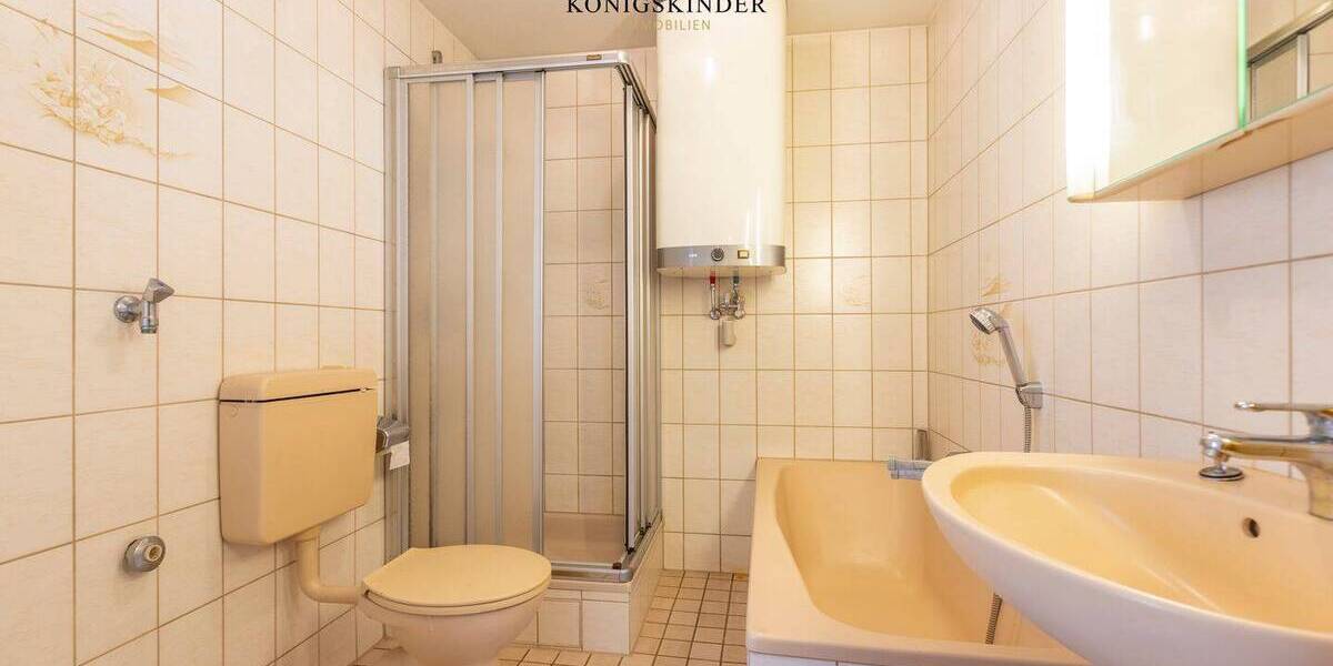 Mehrfamilienhaus, Wohnhaus Hessigheim - 6 Zimmer, 133 m&sup2;, 325.000&euro; | Angebot:25671690