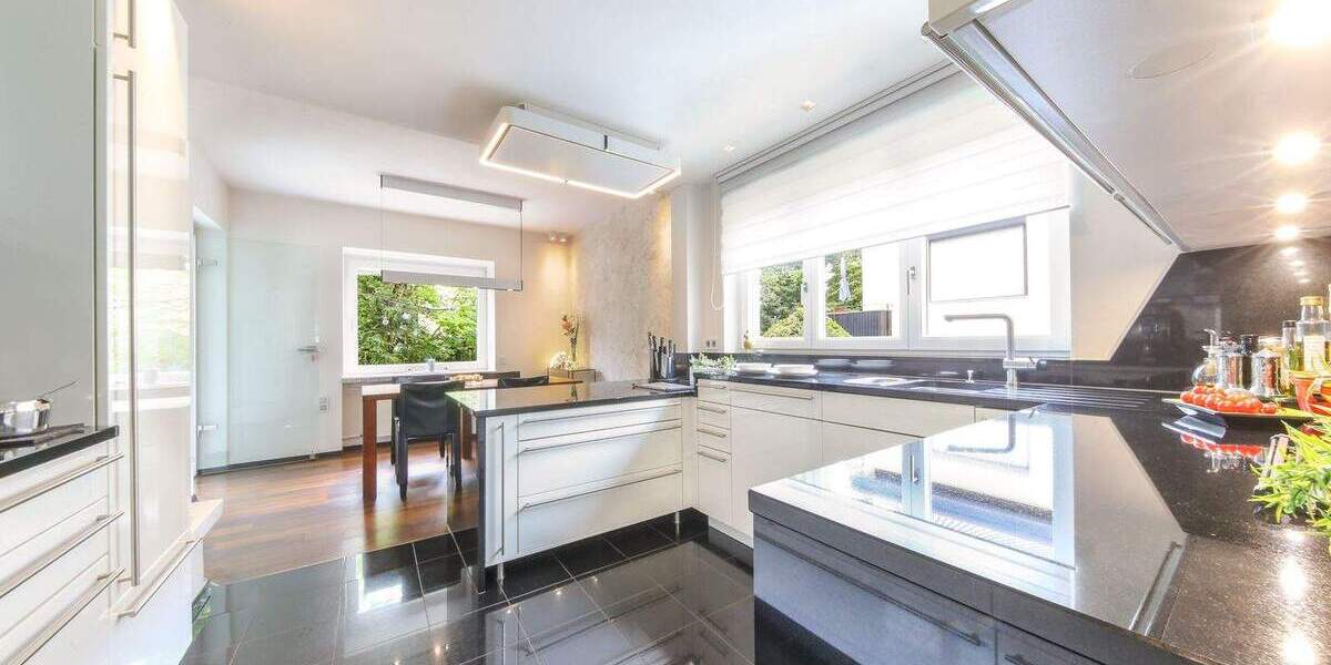 Einfamilienhaus Böblingen - 8 Zimmer, 206 m&sup2;, 949.000&euro; | Angebot:25896630