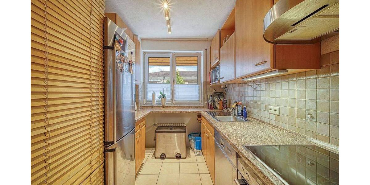Etagenwohnung Stuttgart Zuffenhausen - 3 Zimmer, 80 m&sup2;, 990&euro; | Angebot:26796524
