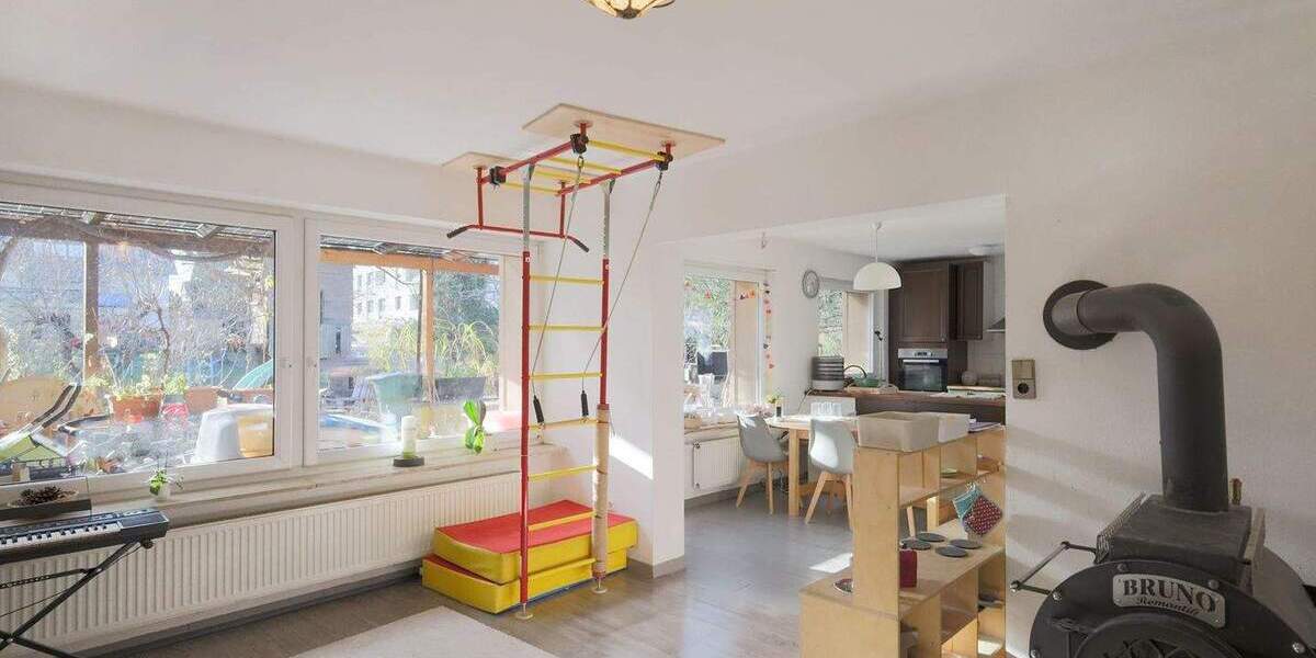 Einfamilienhaus Tiefenbronn Lehningen - 8 Zimmer, 266 m&sup2;, 795.000&euro; | Angebot:25771592