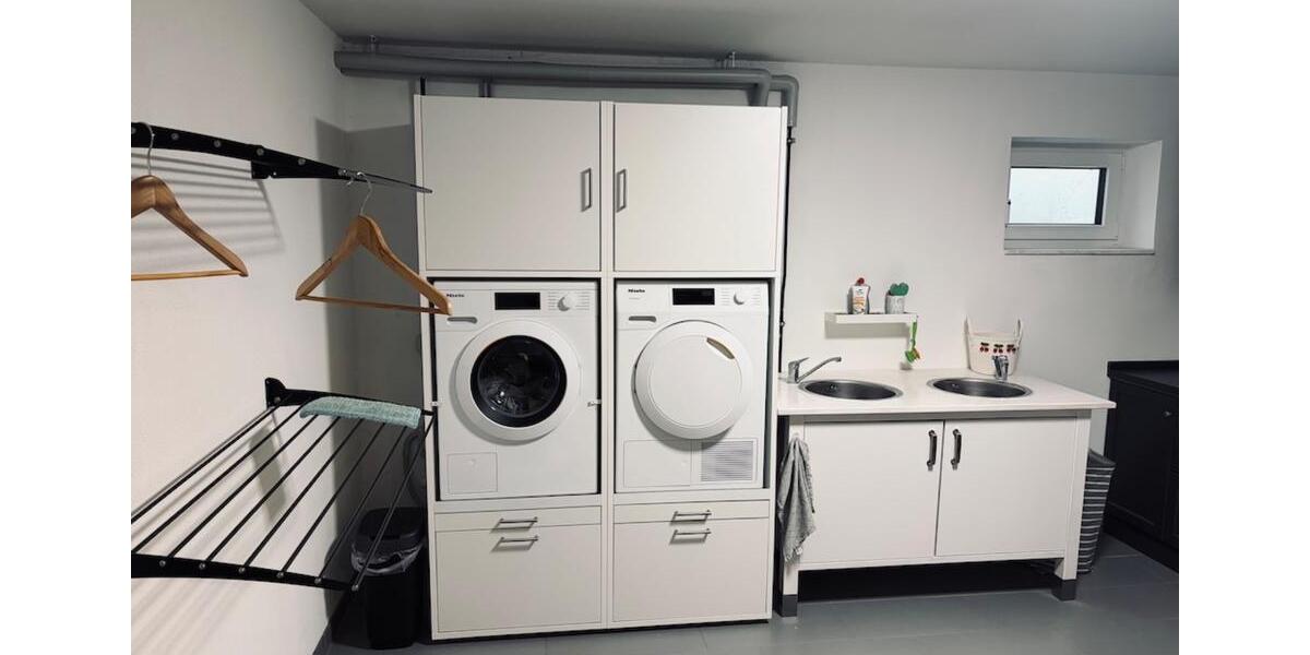 Einfamilienhaus Tiefenbronn - 7 Zimmer, 161 m&sup2;, 1.349.000&euro; | Angebot:25906068