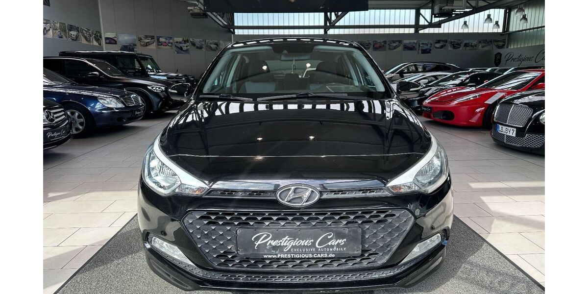 Hyundai i20 110.000 km 10.549 &euro; Steinheim an der Murr 71711