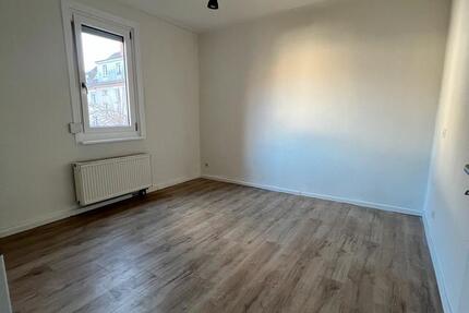 Wohnung Stuttgart Zuffenhausen - 3 Zimmer, 57 m&sup2;, 1.000&euro; | Angebot:25312598