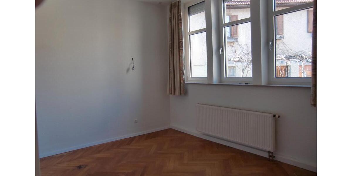 Einfamilienhaus Vaihingen an der Enz - 7 Zimmer, 370 m&sup2;, 569.000&euro; | Angebot:26423322
