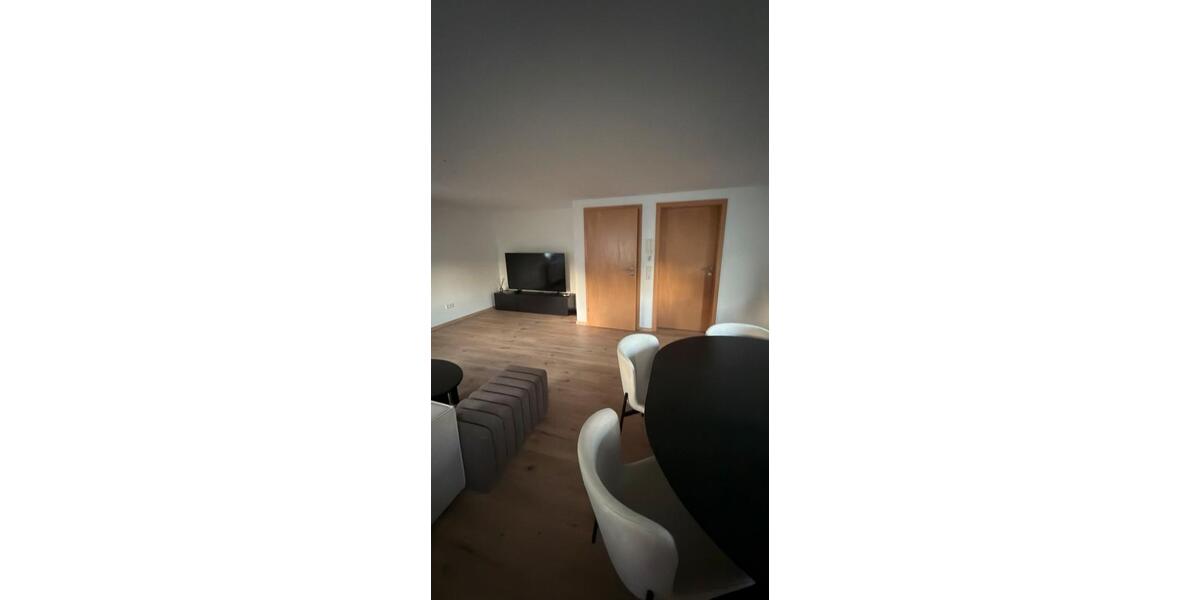 Etagenwohnung Mundelsheim - 2 Zimmer, 85 m&sup2;, 1.300&euro; | Angebot:27538181