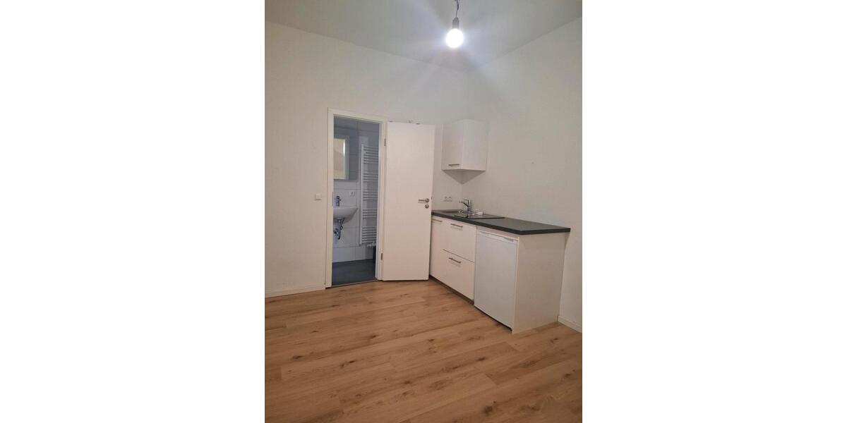 Etagenwohnung Stuttgart Luginsland - 1 Zimmer, 20 m&sup2;, 550&euro; | Angebot:25977691