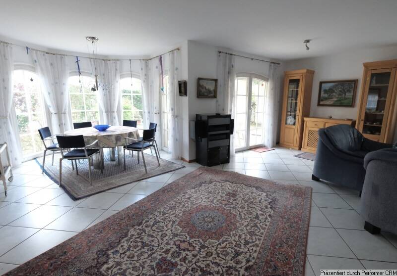 Einfamilienhaus Kornwestheim - 6 Zimmer, 204 m&sup2;, 1.200.000&euro; | Angebot:26786811