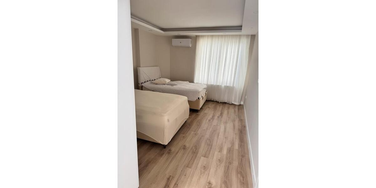 Etagenwohnung Böblingen Dagersheim - 4 Zimmer, 165 m&sup2;, 190.000&euro; | Angebot:27548622