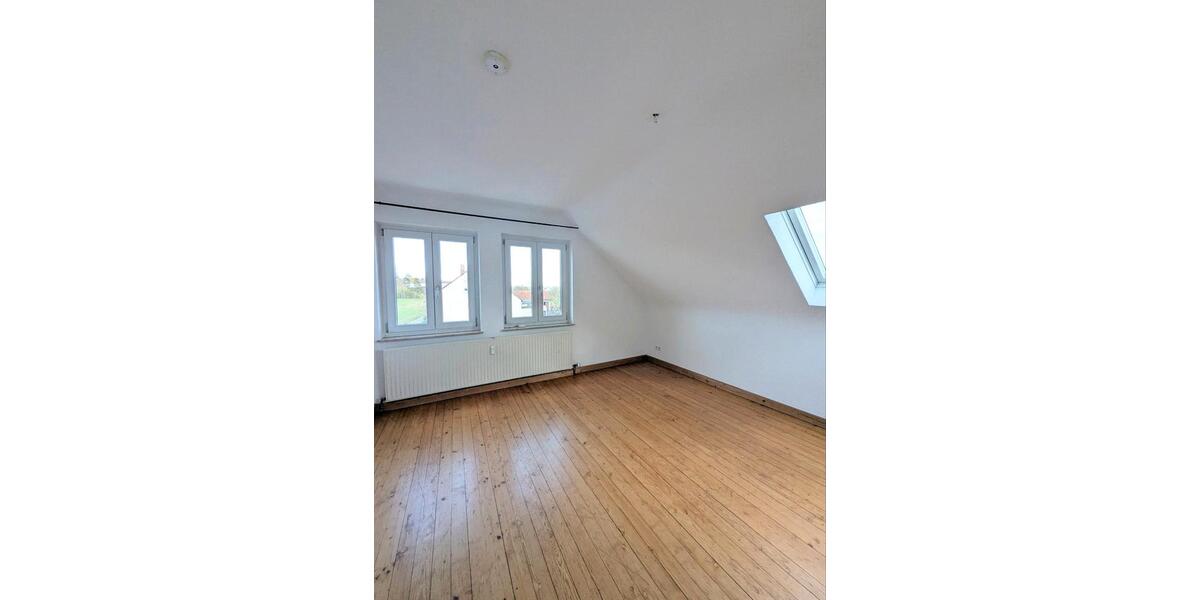 Dachgeschoßwohnung Korntal-Münchingen Münchingen - 2 Zimmer, 16 m&sup2;, 550&euro; | Angebot:25987957