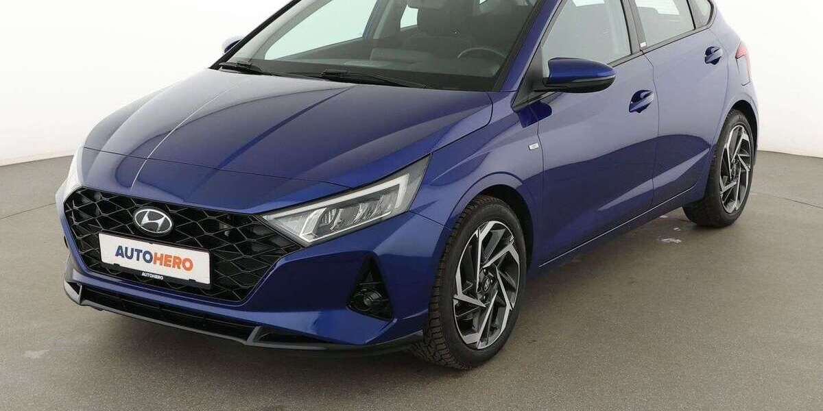 Hyundai i20 43.592 km 16.360 &euro; Stuttgart 70195
