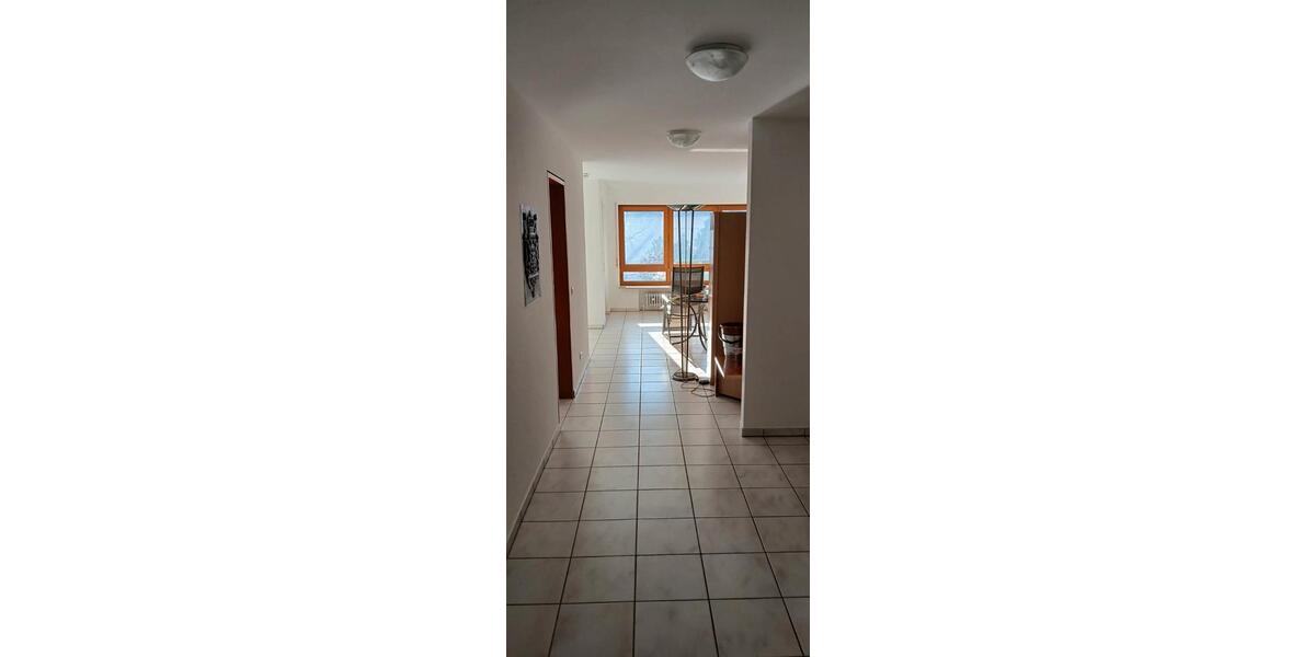 Etagenwohnung Backnang - 4.5 Zimmer, 108 m&sup2;, 1.400&euro; | Angebot:26424801