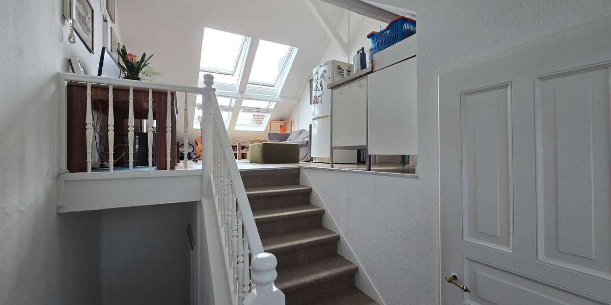 Etagenwohnung Esslingen Pliensauvorstadt - 4 Zimmer, 84 m&sup2;, 259.000&euro; | Angebot:27108447