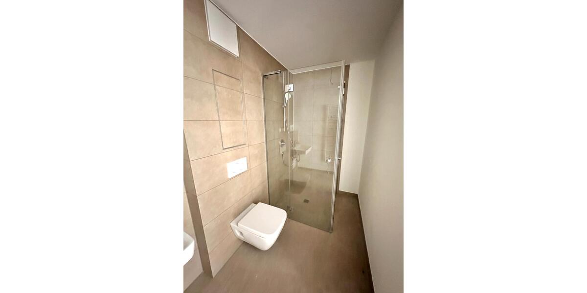 Etagenwohnung Marbach am Neckar - 3.5 Zimmer, 84 m&sup2;, 1.293&euro; | Angebot:26478377