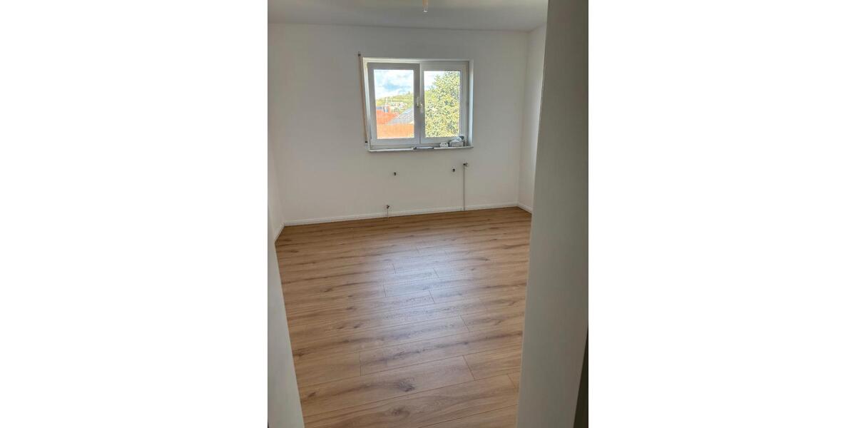 Etagenwohnung Esslingen am Neckar Oberesslingen - 2.5 Zimmer, 62 m&sup2;, 880&euro; | Angebot:27580465