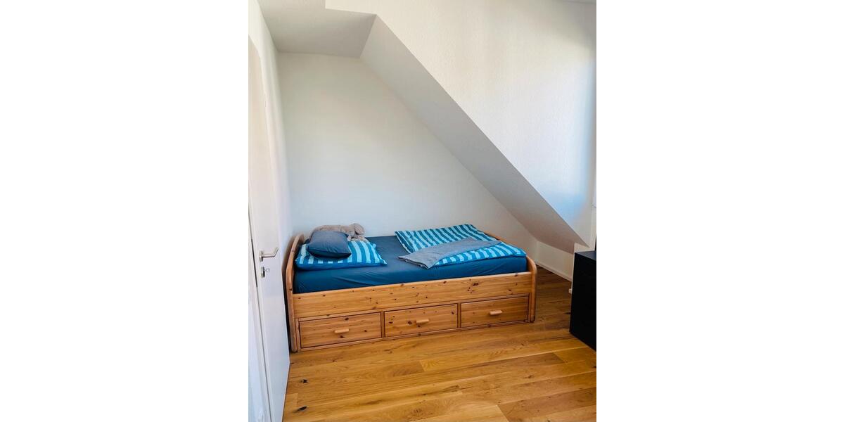 Doppelhaushälfte Wimsheim - 6 Zimmer, 168 m&sup2;, 1.990&euro; | Angebot:25856134