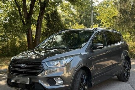 Ford Kuga 108.000 km 16.490 &euro; Wendlingen 73240