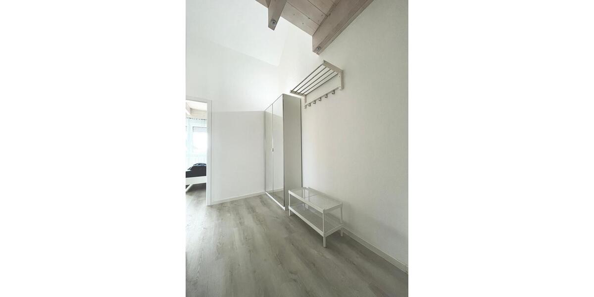 Dachgeschoßwohnung Heilbronn Böckingen - 2 Zimmer, 45 m&sup2;, 1.000&euro; | Angebot:25923410