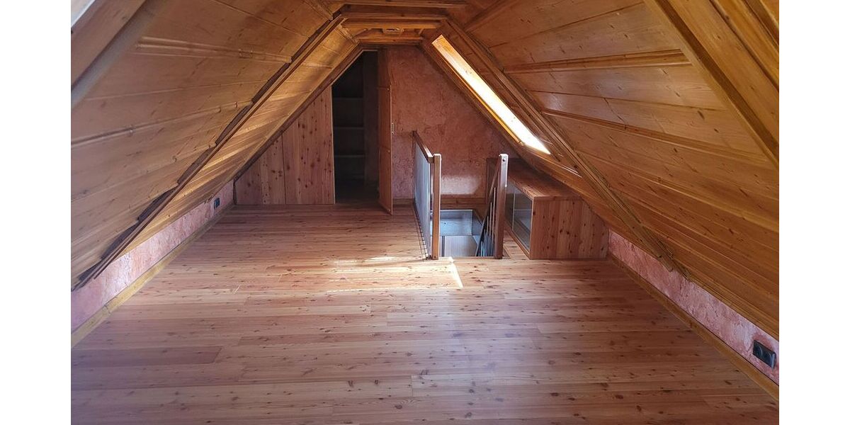 schöne ruhig gelegene 2,5 Zi. DG Maisonette Whg. - Maisonettenwohnung Talheim | Angebot:26764956