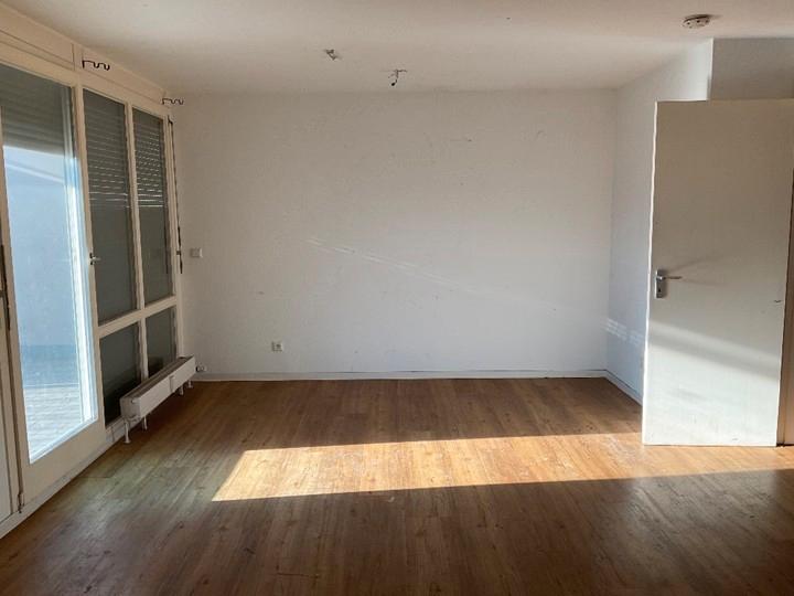 Etagenwohnung Esslingen am Neckar - 2 Zimmer, 63 m&sup2;, 819&euro; | Angebot:25873913