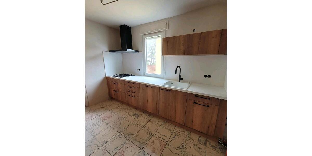 Etagenwohnung Fellbach Oeffingen - 3.5 Zimmer, 87 m&sup2;, 1.300&euro; | Angebot:25760669