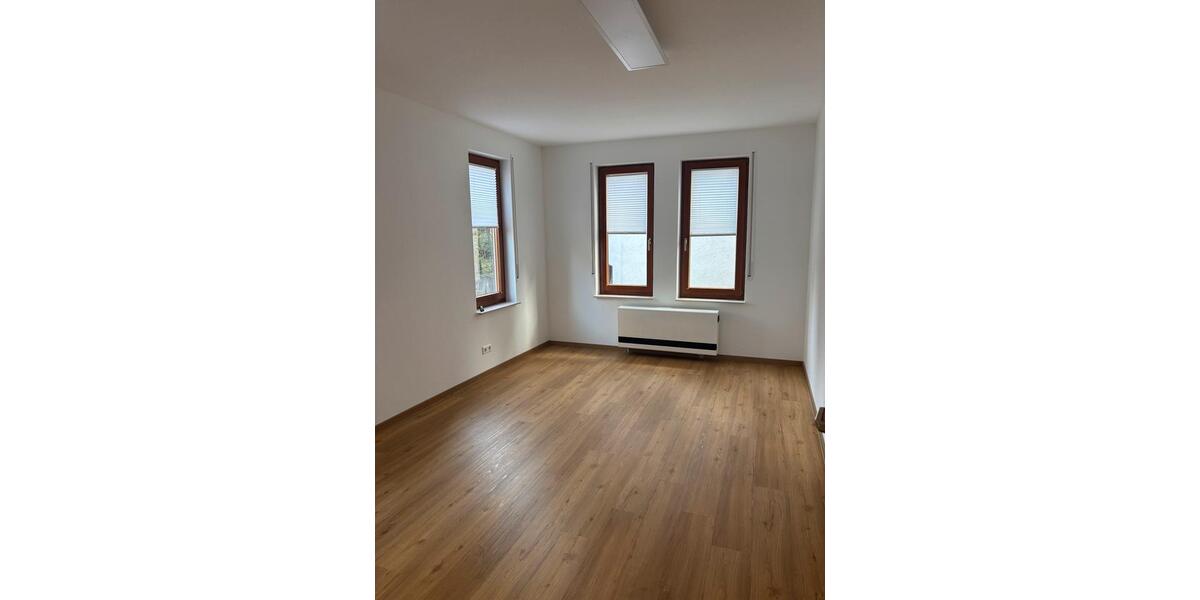 Erdgeschoßwohnung Wiernsheim - 2 Zimmer, 52 m&sup2;, 820&euro; | Angebot:25605441
