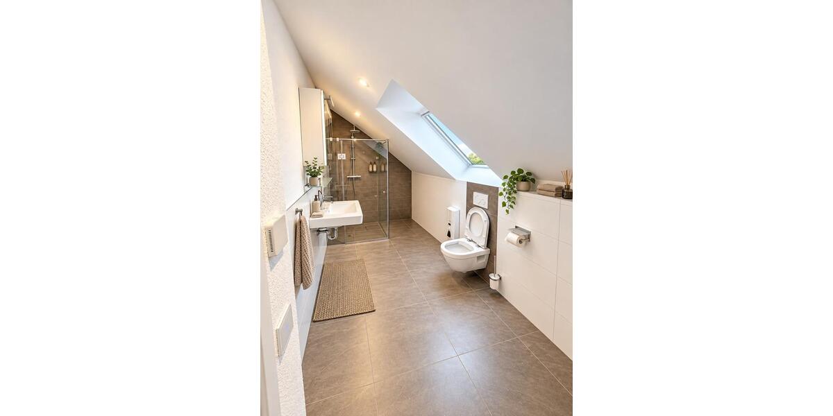 Dachgeschoßwohnung Brackenheim - 3 Zimmer, 74 m&sup2;, 995&euro; | Angebot:27591554