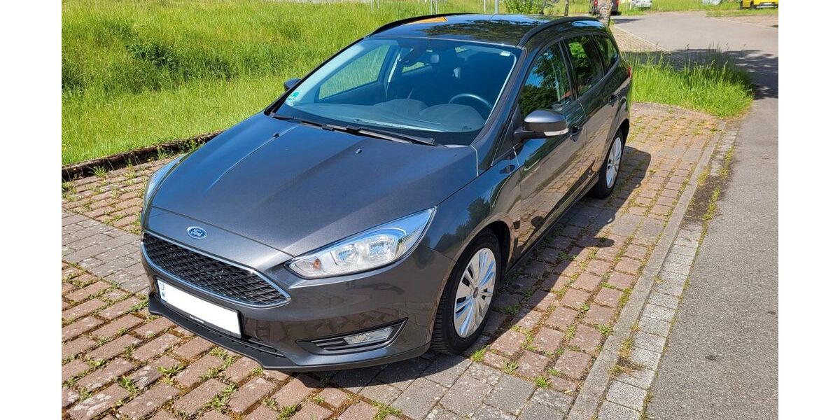 Ford Focus 86.200 km 6.900 &euro; Renningen 71272