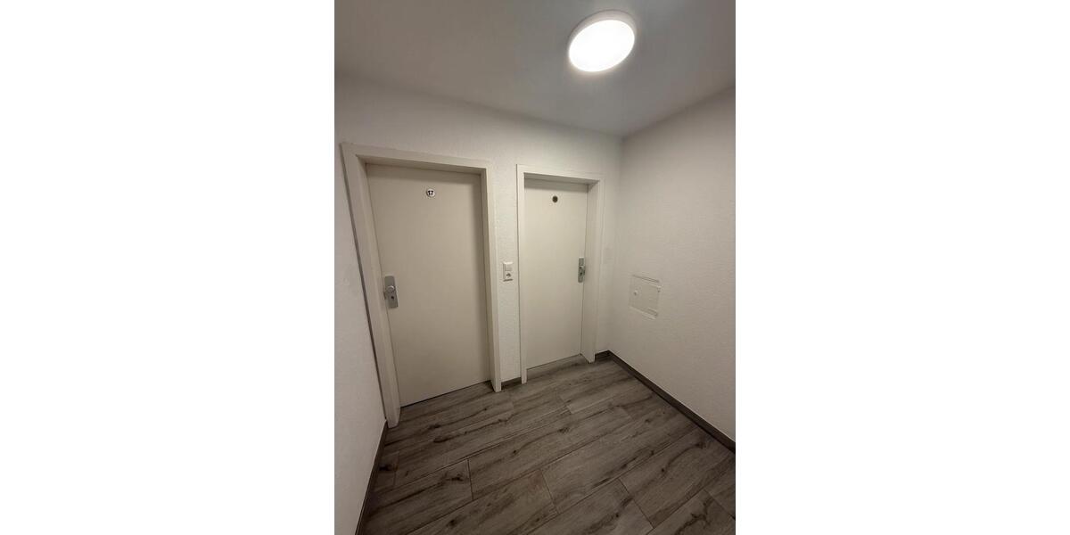 Dachgeschoßwohnung Waiblingen - 1 Zimmer, 15 m&sup2;, 700&euro; | Angebot:27541516
