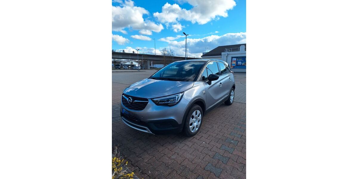 Opel Crossland (X) 60.700 km 10.690 &euro; Altbach 73776