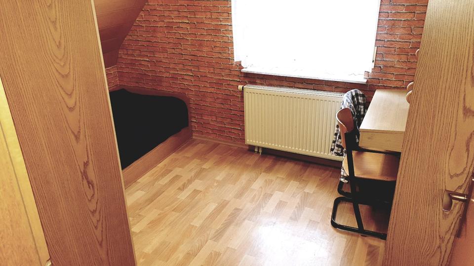 Mehrfamilienhaus, Wohnhaus Bietigheim-Bissingen Bissingen - 10 Zimmer, 210 m&sup2;, 890.000&euro; | Angebot:24154002