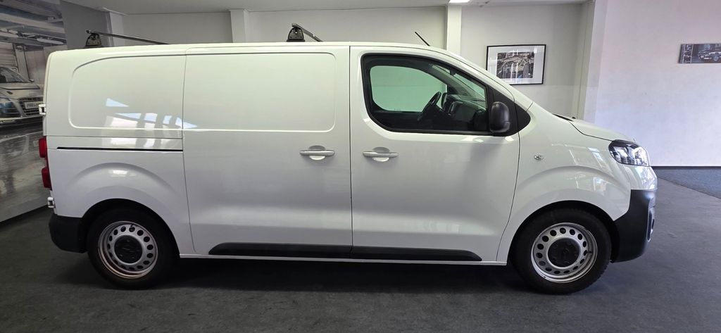Opel Vivaro 44.000 km 14.700 &euro; Asperg/Ludwigsburg bei Stuttgart 71679
