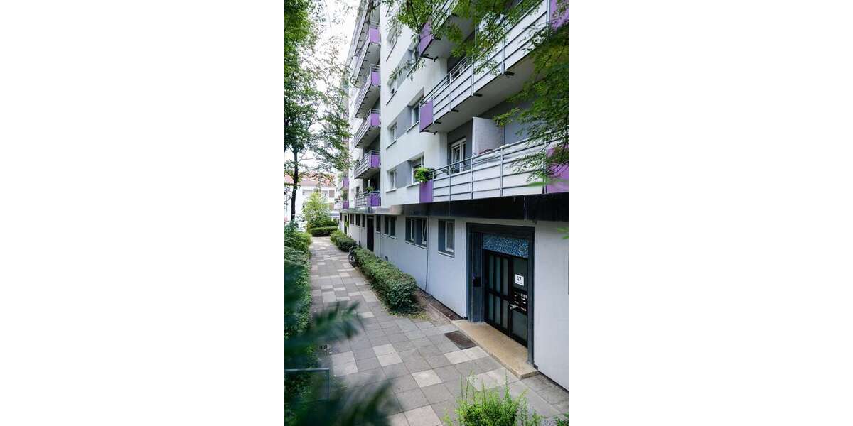 Etagenwohnung Stuttgart Stuttgart-Mitte - 4 Zimmer, 93 m&sup2;, 1.158&euro; | Angebot:25547089