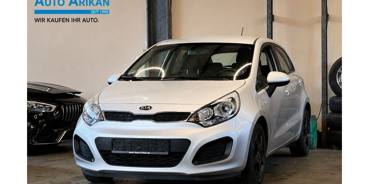 Kia Rio 81.600 km 7.900 &euro; Stuttgart 70374