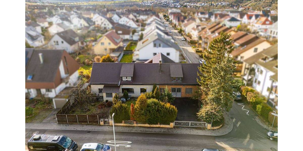 Mehrfamilienhaus, Wohnhaus Bietigheim-Bissingen Bissingen - 6 Zimmer, 300 m&sup2;, 698.000&euro; | Angebot:25928964