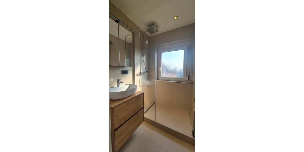 Dachgeschoßwohnung Stuttgart Stuttgart-West - 3 Zimmer, 53 m&sup2;, 1.250&euro; | Angebot:25902068