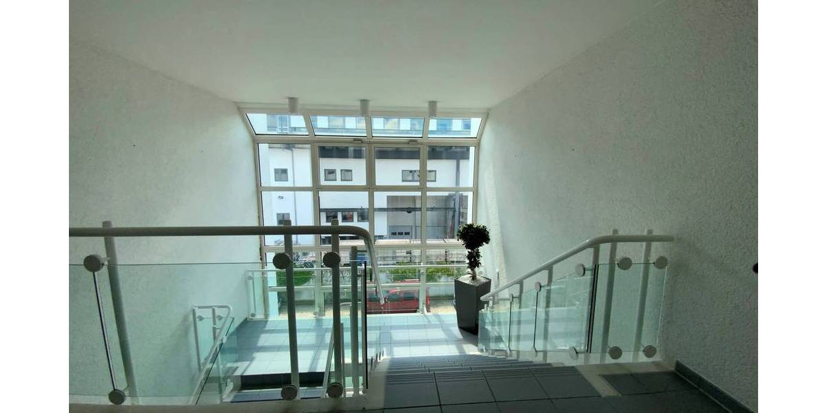 Gewerbeobjekt Sindelfingen Mitte - 7 Zimmer, 5.200&euro; | Angebot:25704219